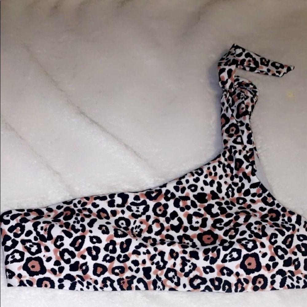 shien one shoulder cheetah print top